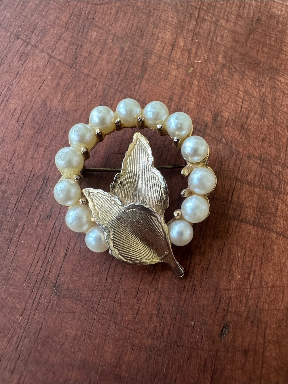Gold Leaf & Pearl Circle Brooch - Elegant Women's Jewelry